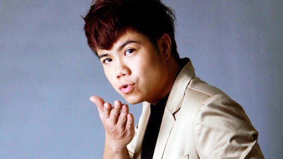 Ca sĩ Đinh Mạnh Ninh